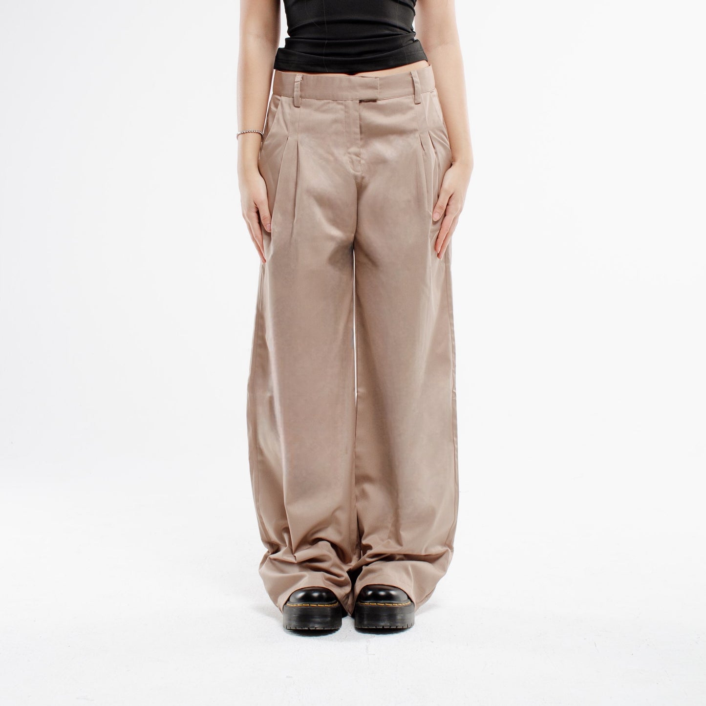 beige tailored pants